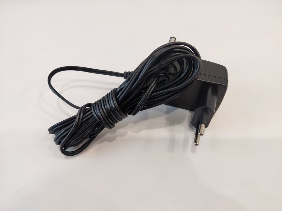 WIK Mod25700 S008CV0240110 24v-1100Ma power adapter