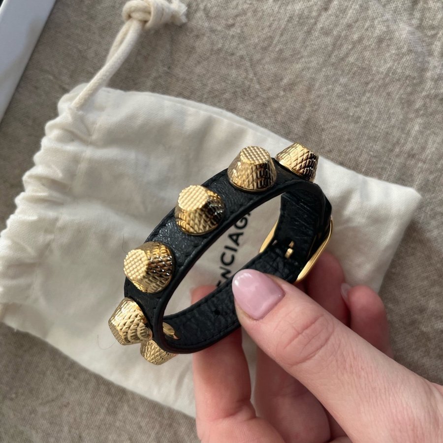 Balenciaga nitar stud armband läder