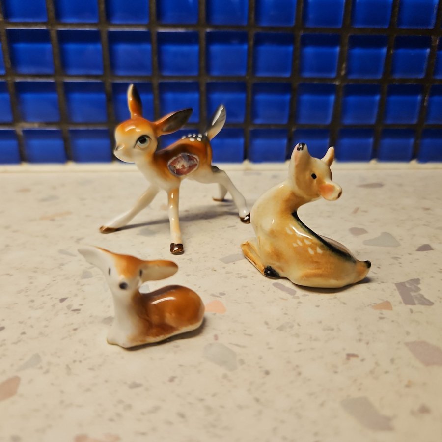 ÄLDRE PORSLIN FIGUR BAMBI RETRO RÅDJUR VINTAGE 50 TAL china kina