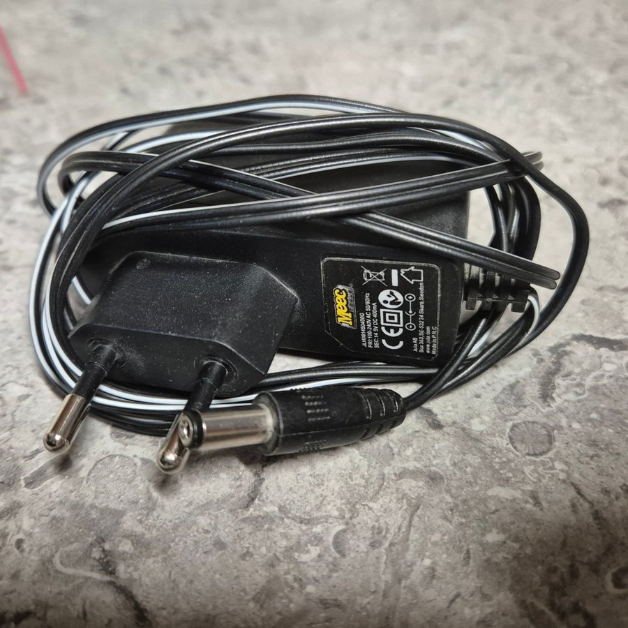 Nätadapter 5V 400mA