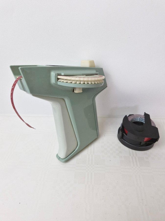 DYMO 1700 - VINTAGE ETIKETT/MÄRKMASKIN  LABEL MAKER