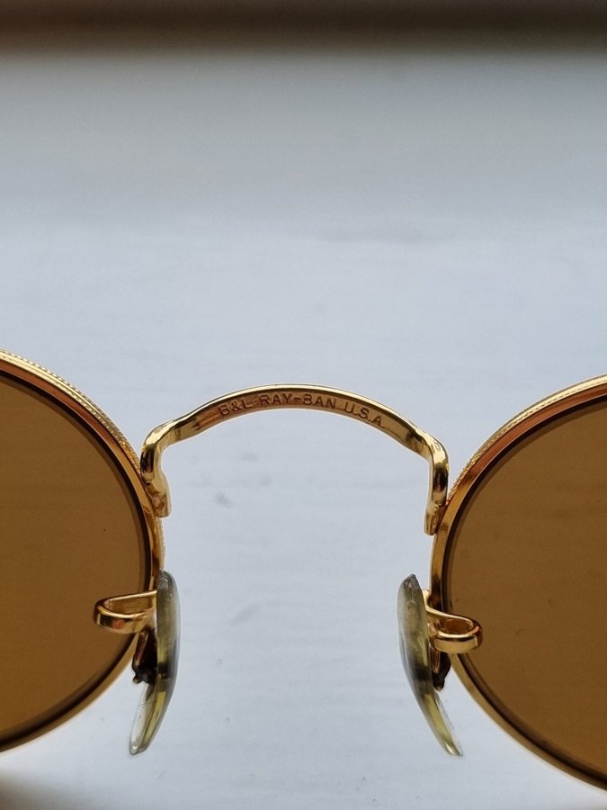 Vintage Ray-ban Oval Diamond hard