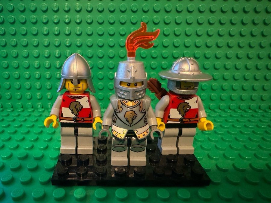 Three Lego Lions Knight Quarters