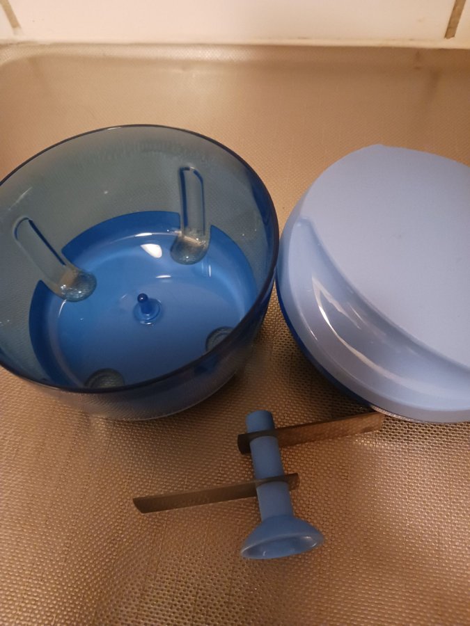 Tupperware Lökhackare blå