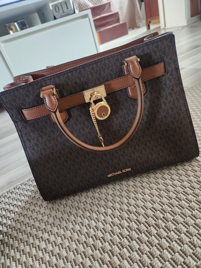 Michael Kors väska monogram brun