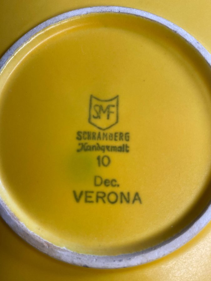 2 st Små Fat Verona Schramberg Retro