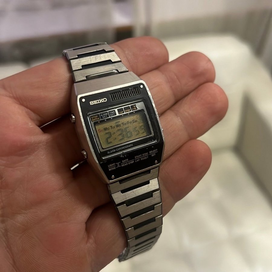 Seiko Digital Armbandsur ref A158-503A