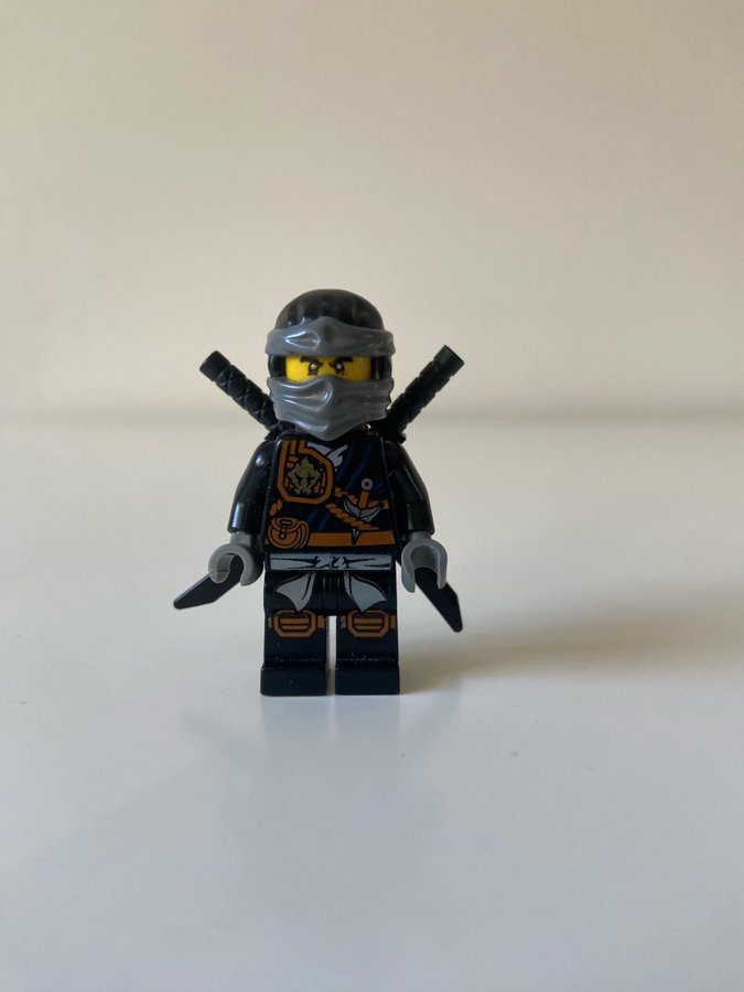 LEGO Ninjago Minifigur - Cole (Svart)