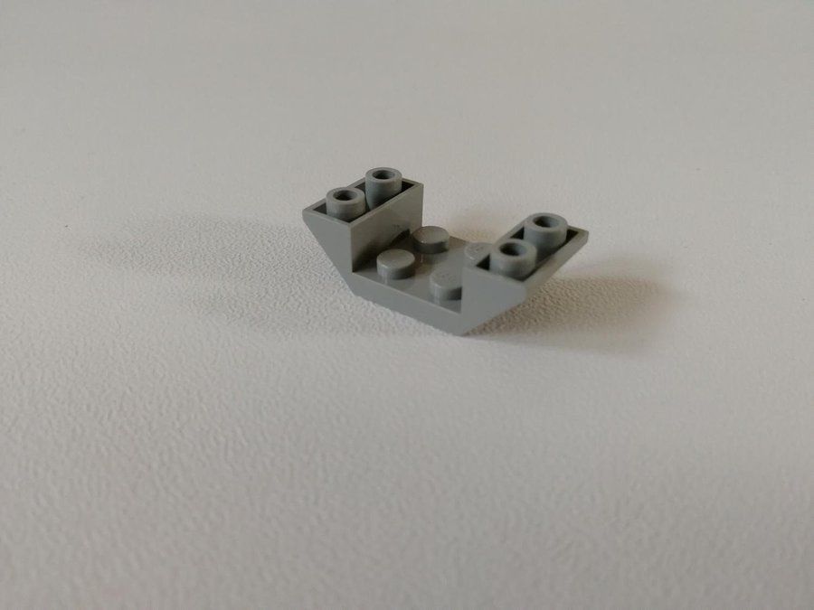 Lego - underdel - 2x4x1 - space - part 4871 - ljusgrå (old light gray)