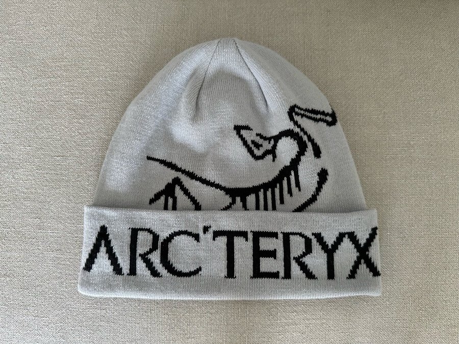 Arc’teryx ”Bird Word Toque” grå mössa