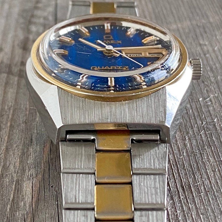 Q Timex Falcon Eye 1978 Two Tone Electric Original Blue Côtes de Genève Dial