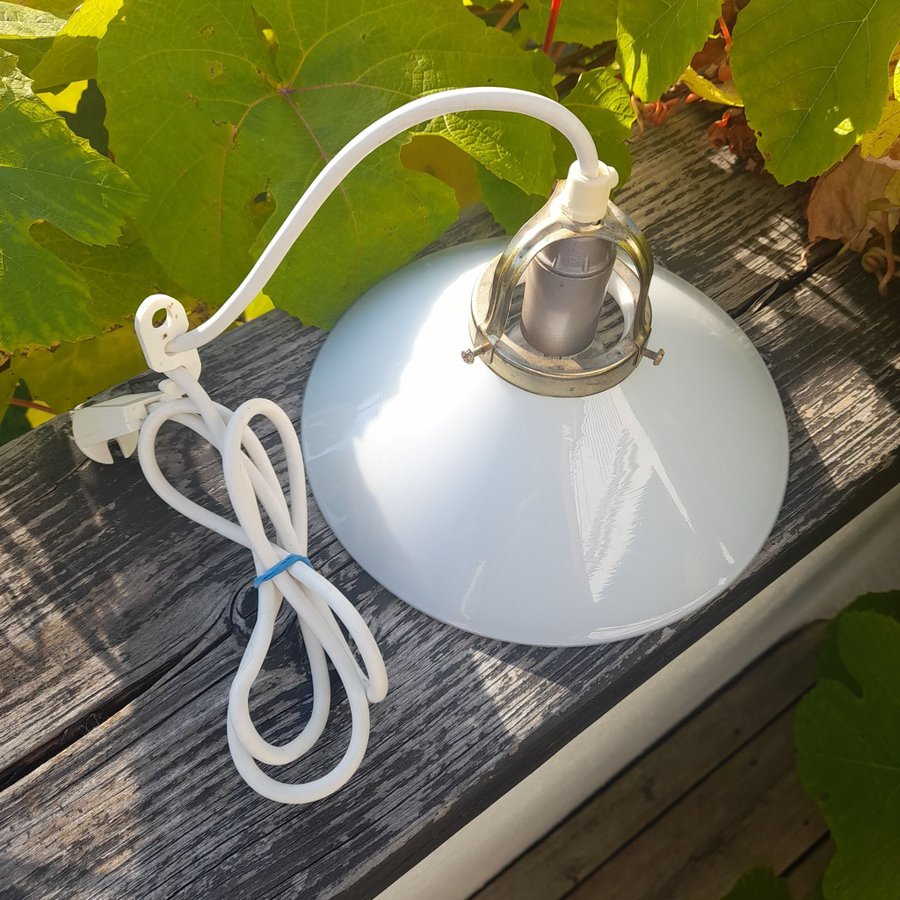 Vit skormakare lampa fönsterlampa