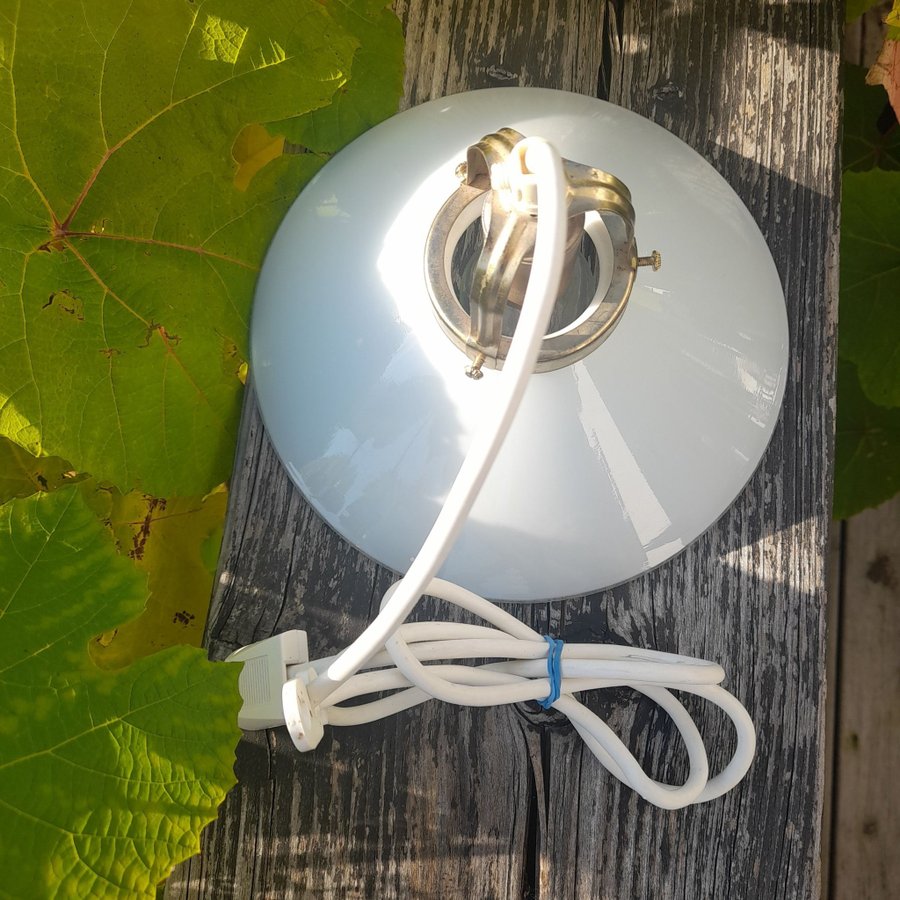 Vit skormakare lampa fönsterlampa