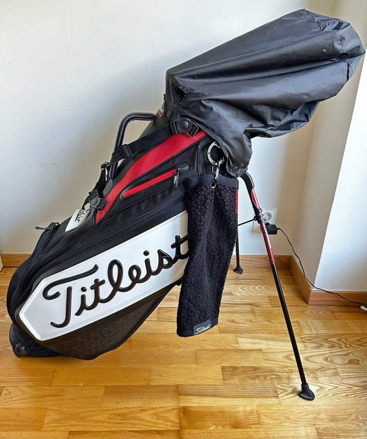 Titleist Staff Bag Svart/Vit/Röd