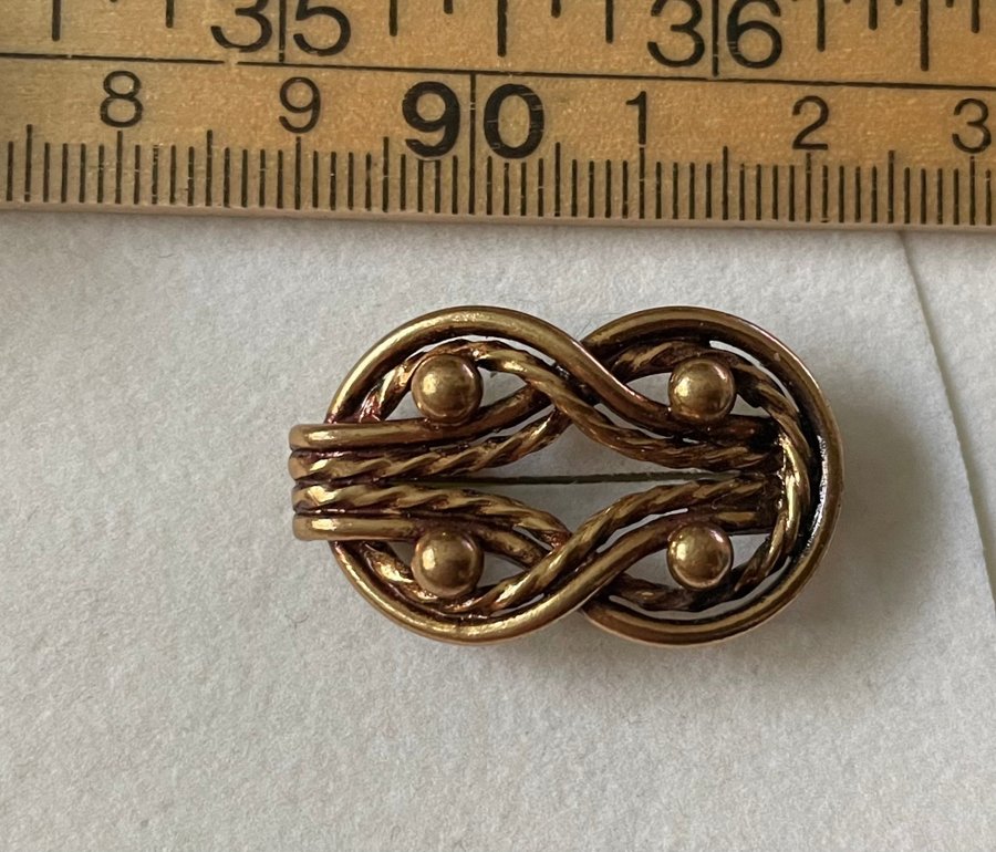 Kalevala Teljän neito brooch