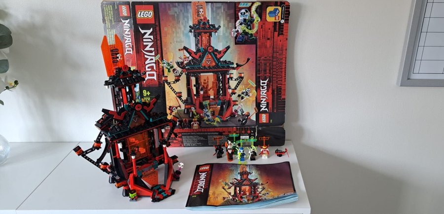 LEGO Ninjago 70671 - The Temple of the Ultimate Ultimate Weapon