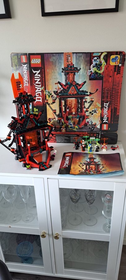 LEGO Ninjago 70671 - The Temple of the Ultimate Ultimate Weapon