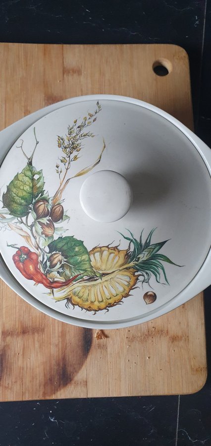 Villeroy  Boch, karott, fint skick, diameter 21 cm”