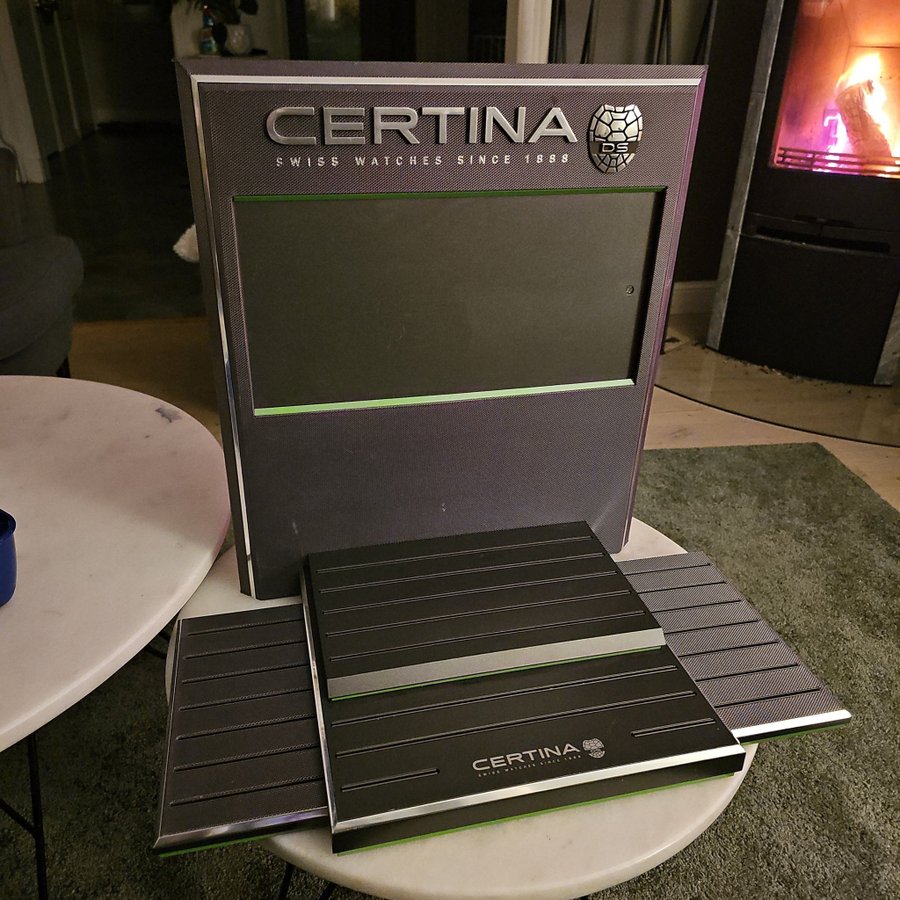 Certina ds klock display