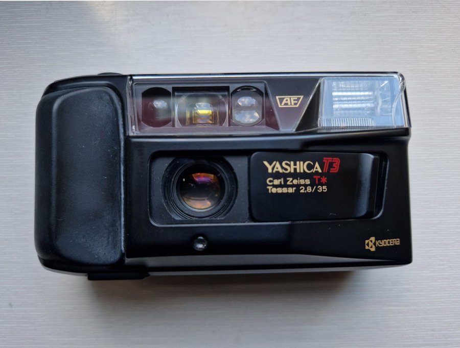 Yashica T3