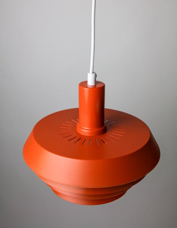 Retro pendel orange design Carl Thore Granhaga