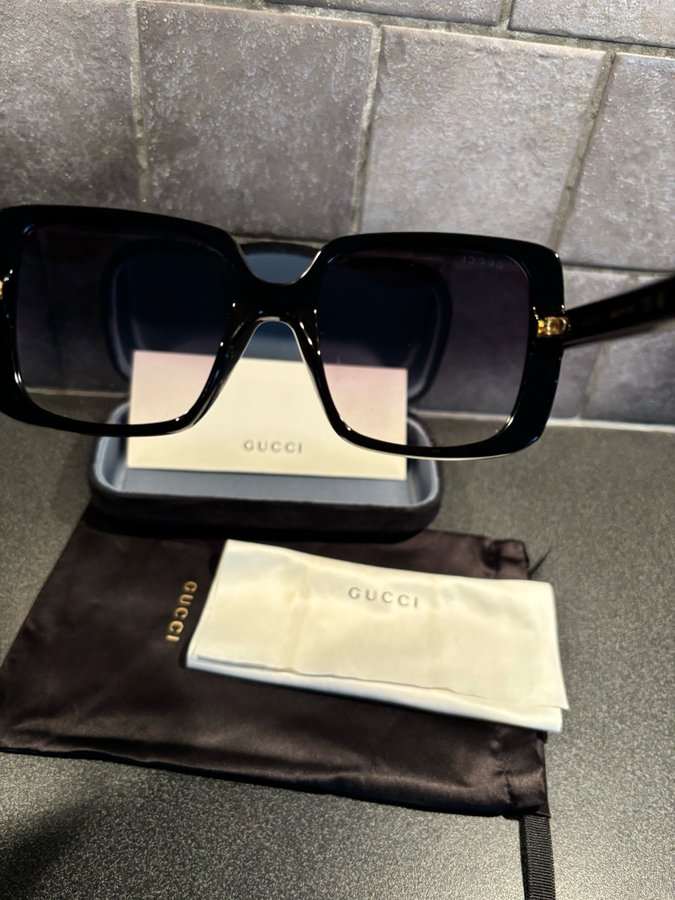 Gucci Solglasögon GG0632S 001