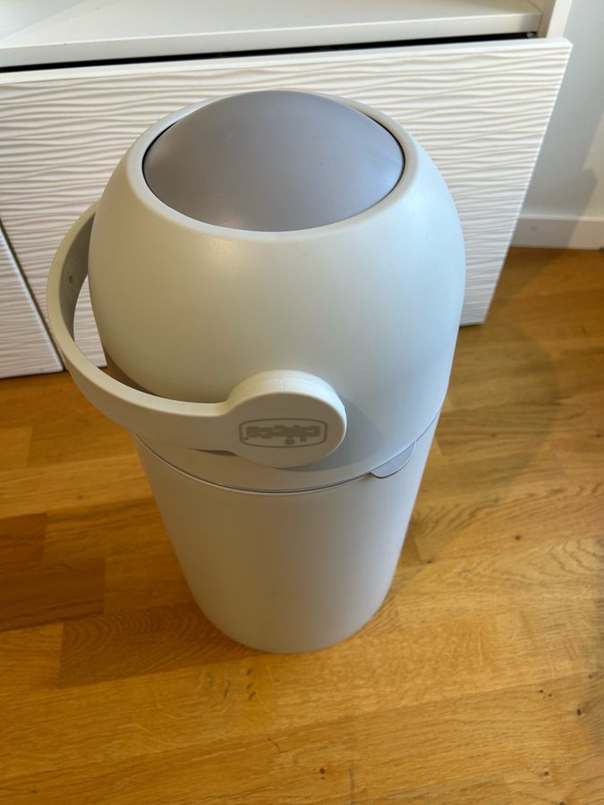 chicco Diaper Pail Odour Off i grått