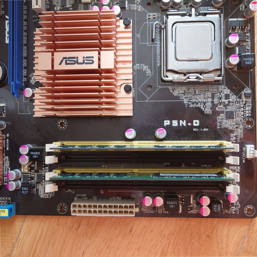 ASUS P5N-D, Socket 775, Intel Core 2 Duo @2.133 GHz,4GB RAM ,