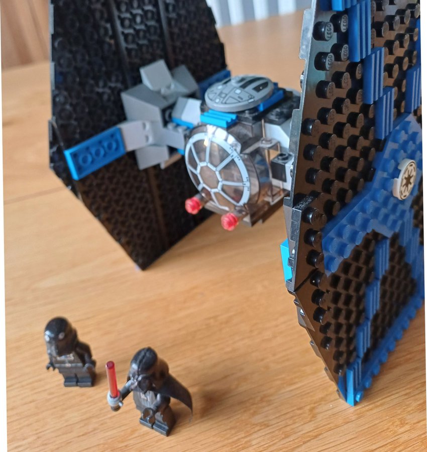 Lego Star Wars 7263 TIE Fighter, från 2005.