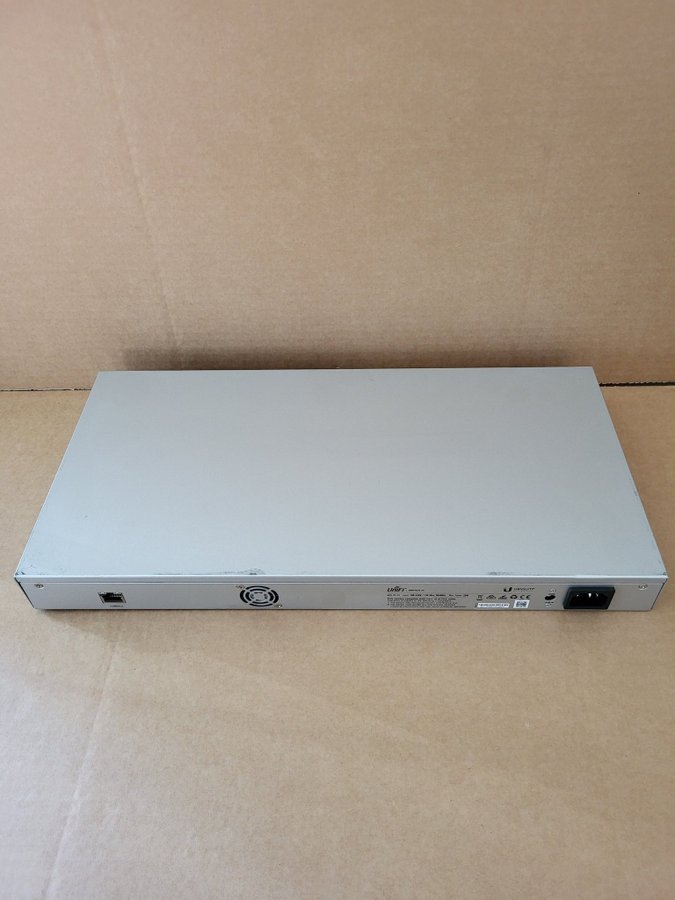 5st Ubiquiti UniFi Switch 24