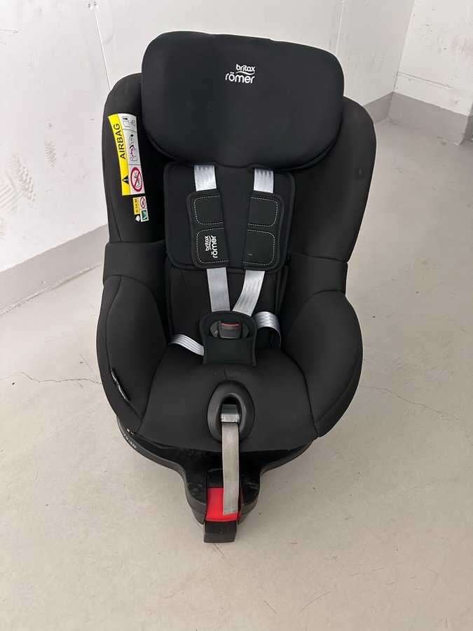 Britax Römer Dualfix i-Size bilbarnstol