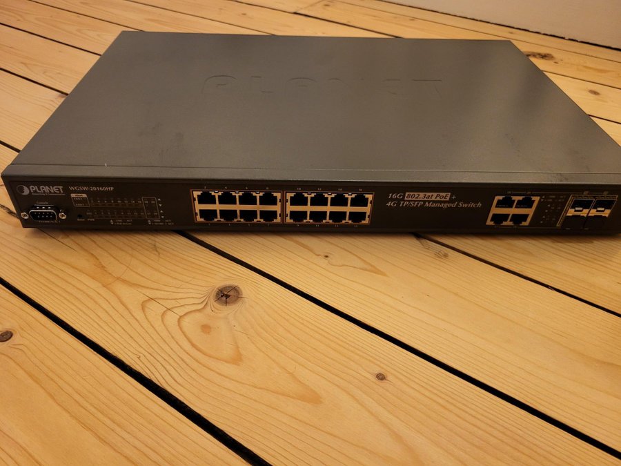 PLANET WGS-20160HP 16-Port Gigabit 802.3at PoE+ 4G TP/SFP Combo Managed Switch