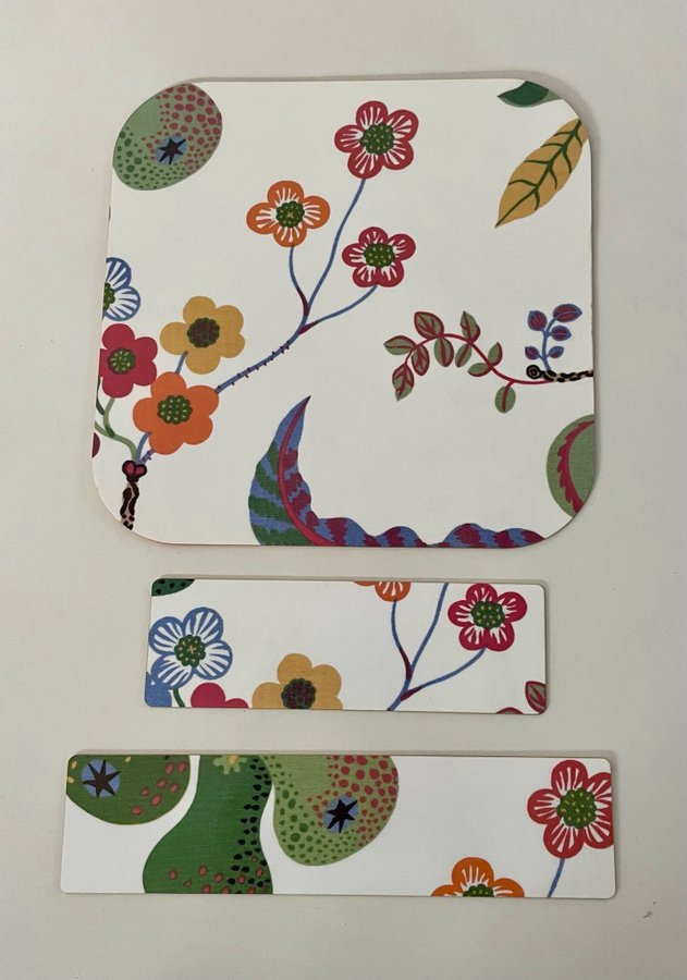 Klädsel beslag med tejp, Vegetable Tree, av Josef Frank . AWAB/ Lindqvist pall