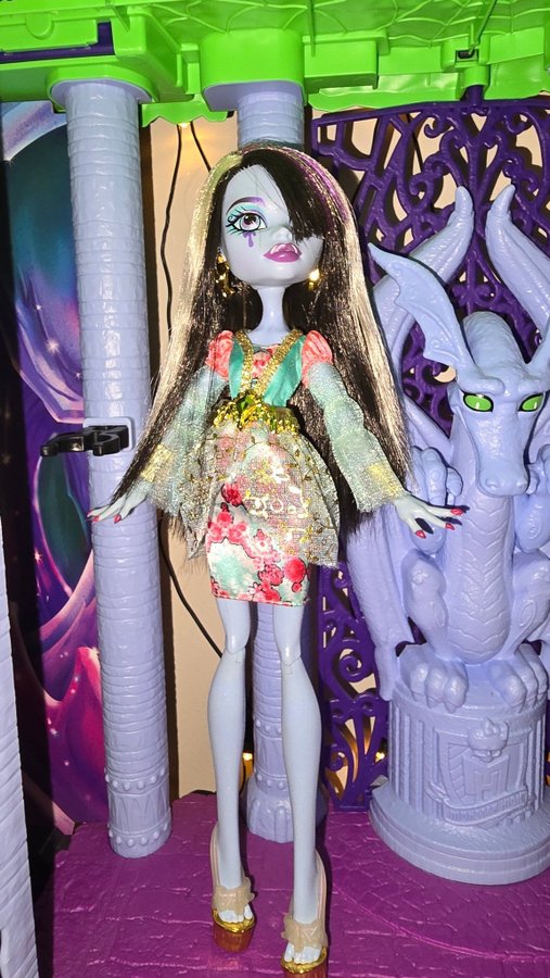 Monster High Abbey Sweet Screams-begagnad