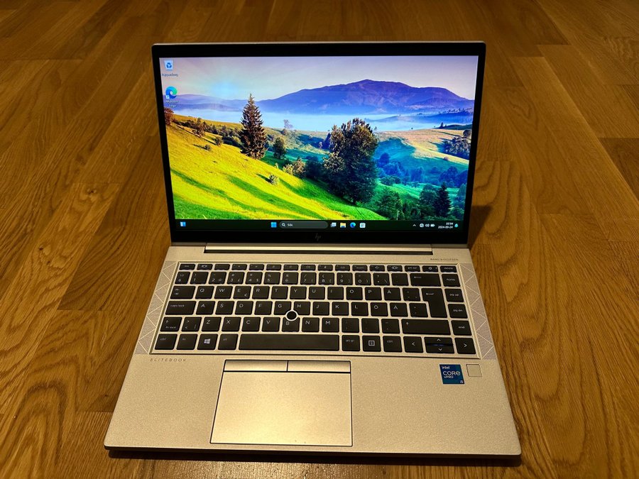 Nästan ny HP EliteBook Aero 840 G8 – Perfekt skick!