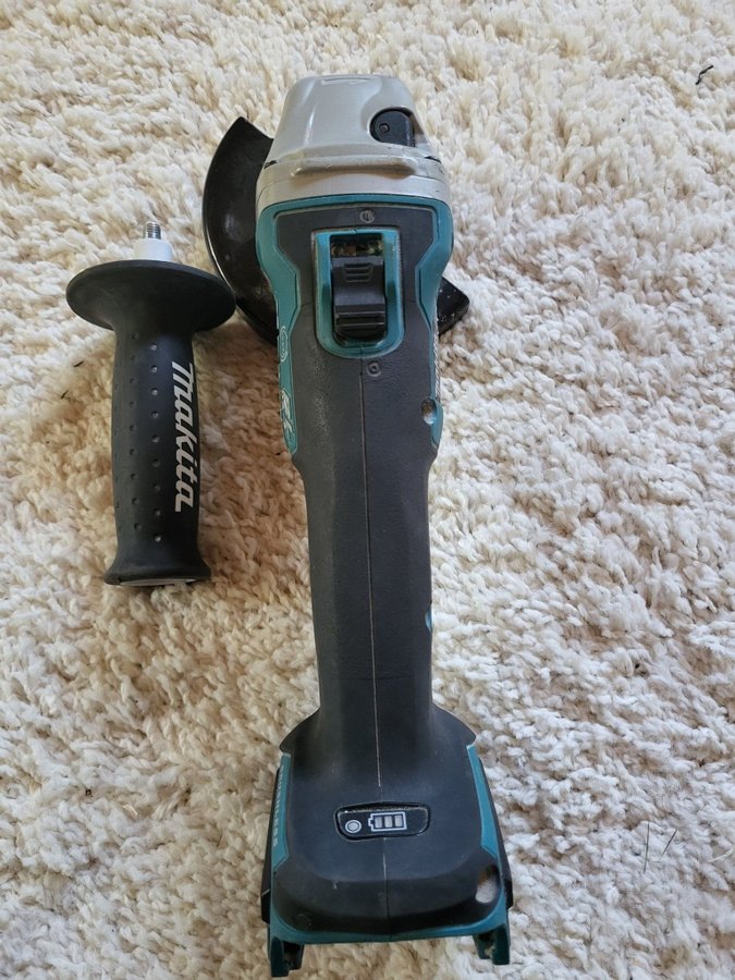 Makita DGA405Z Vinkelslip 125mm