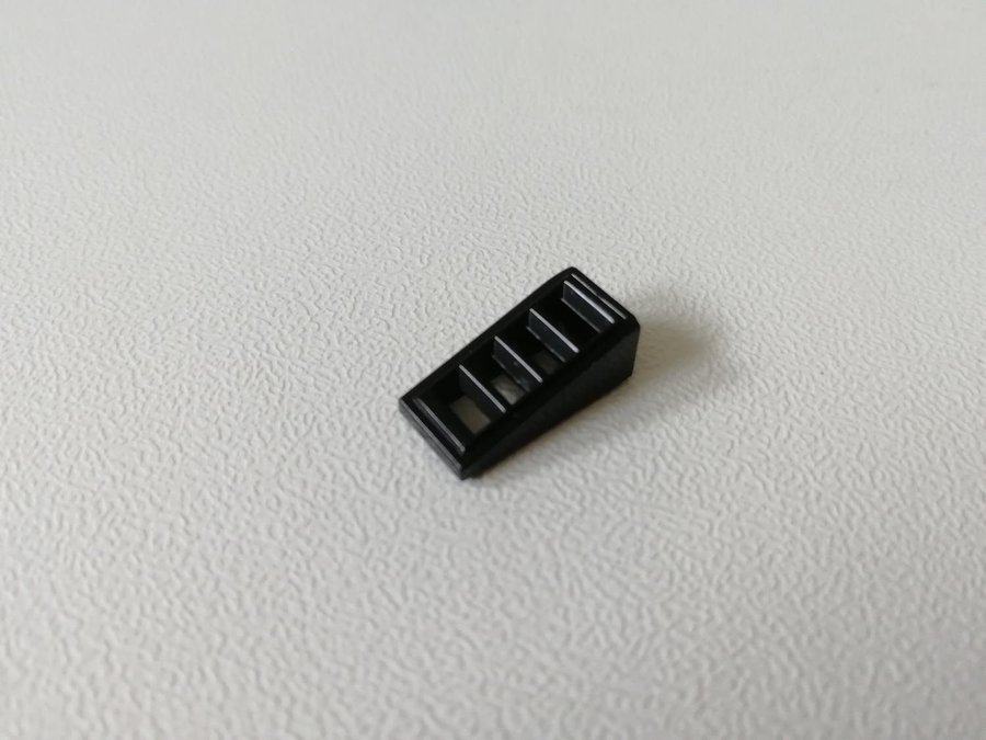 Lego - galler - grill - sned - 2x1x2/3 - part 61409 - svart