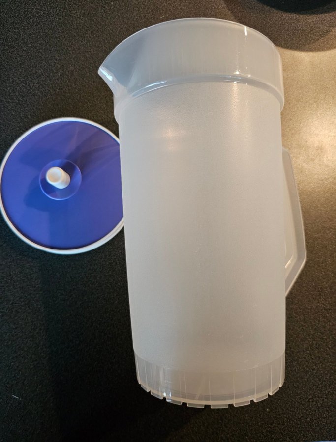 Tupperware stor multikanna