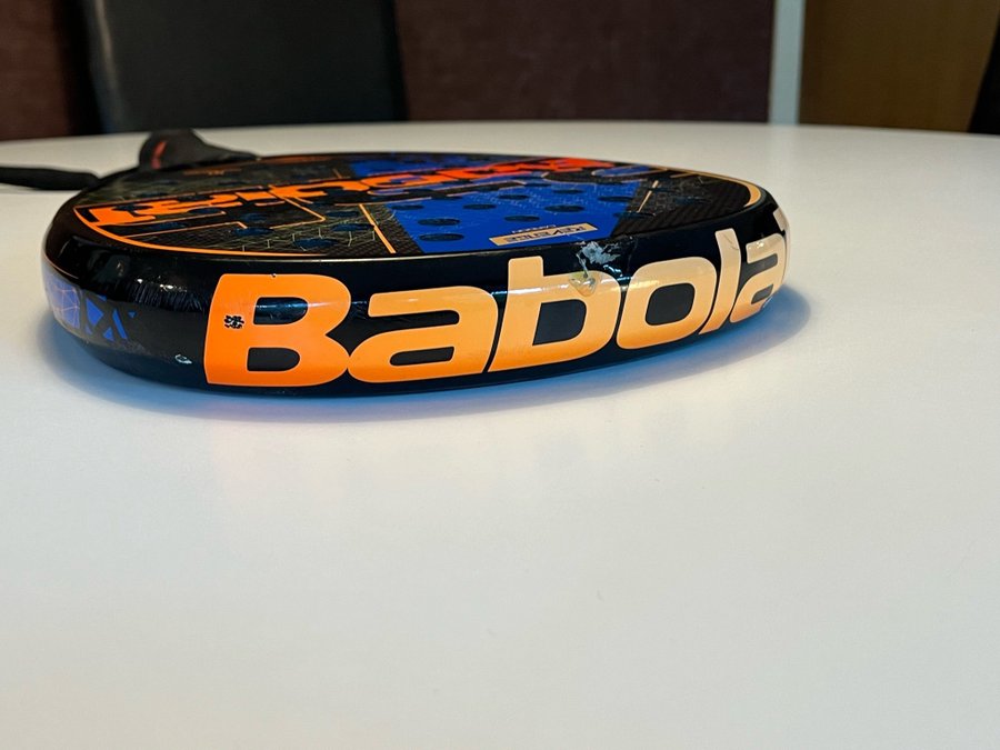 Padelrack Babolat Revenge Carbon Sparsamt använt! Lite skavanker