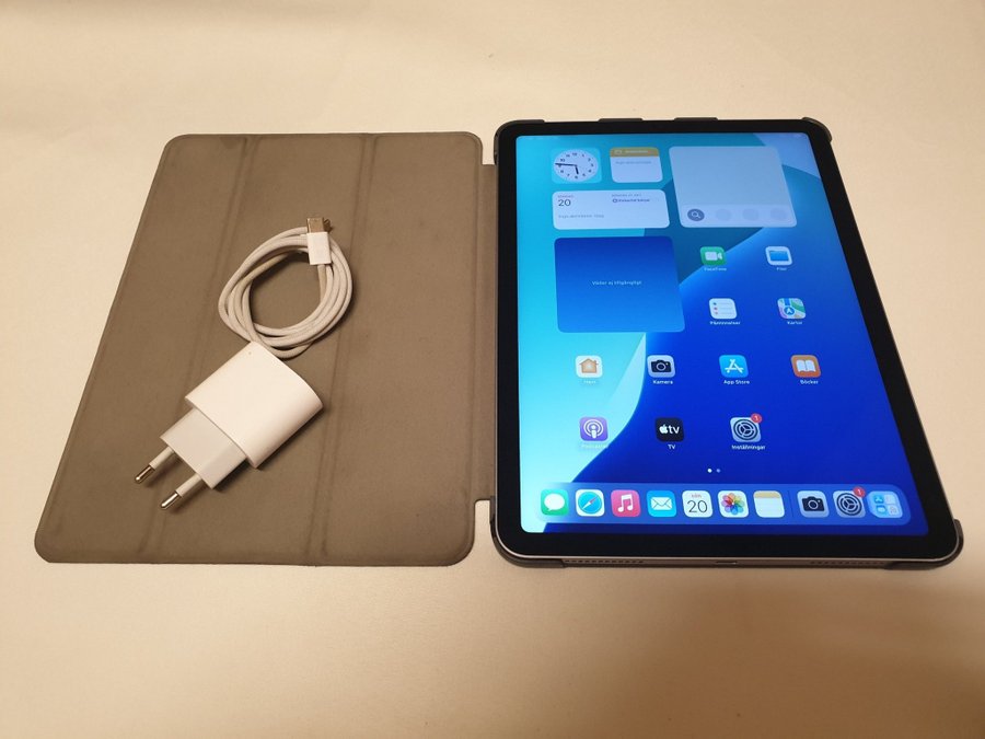 Apple iPad Air 2020 (4th Generation)Wi-Fi Model