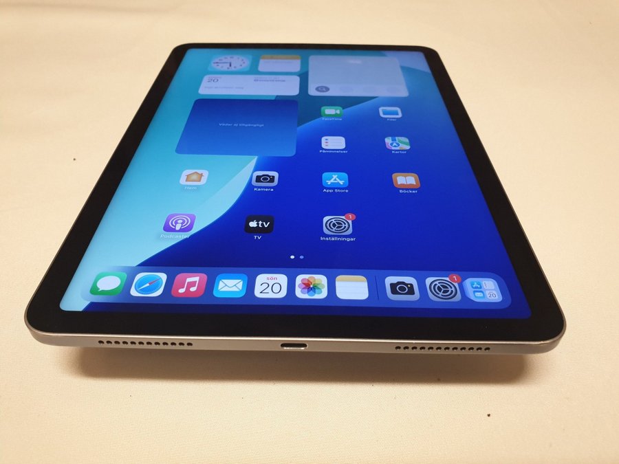 Apple iPad Air 2020 (4th Generation)Wi-Fi Model