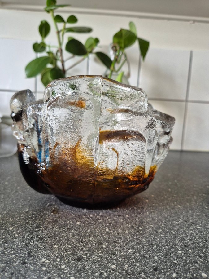 Glas skål från Nuutajärvi Finland