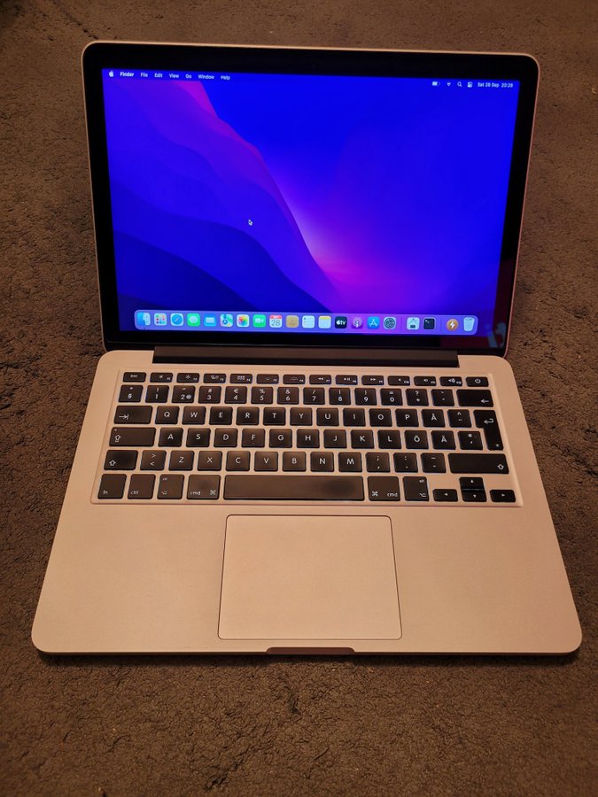 Macbook Pro 2015 13.3" Retina - i5 / 16GB RAM / 256GB SSD