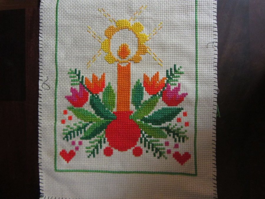 Julduk Jul Duk Retro Broderad Ljusstake -ej färdig