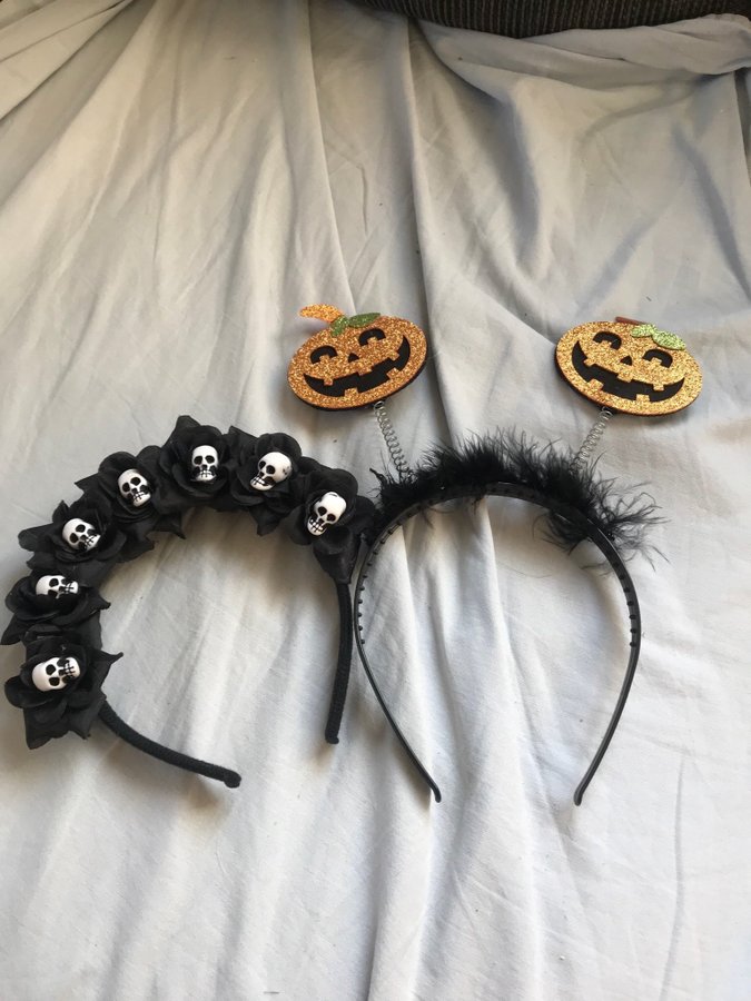 2 x Diadem i Halloween motiv (pumpa och dödskallar)