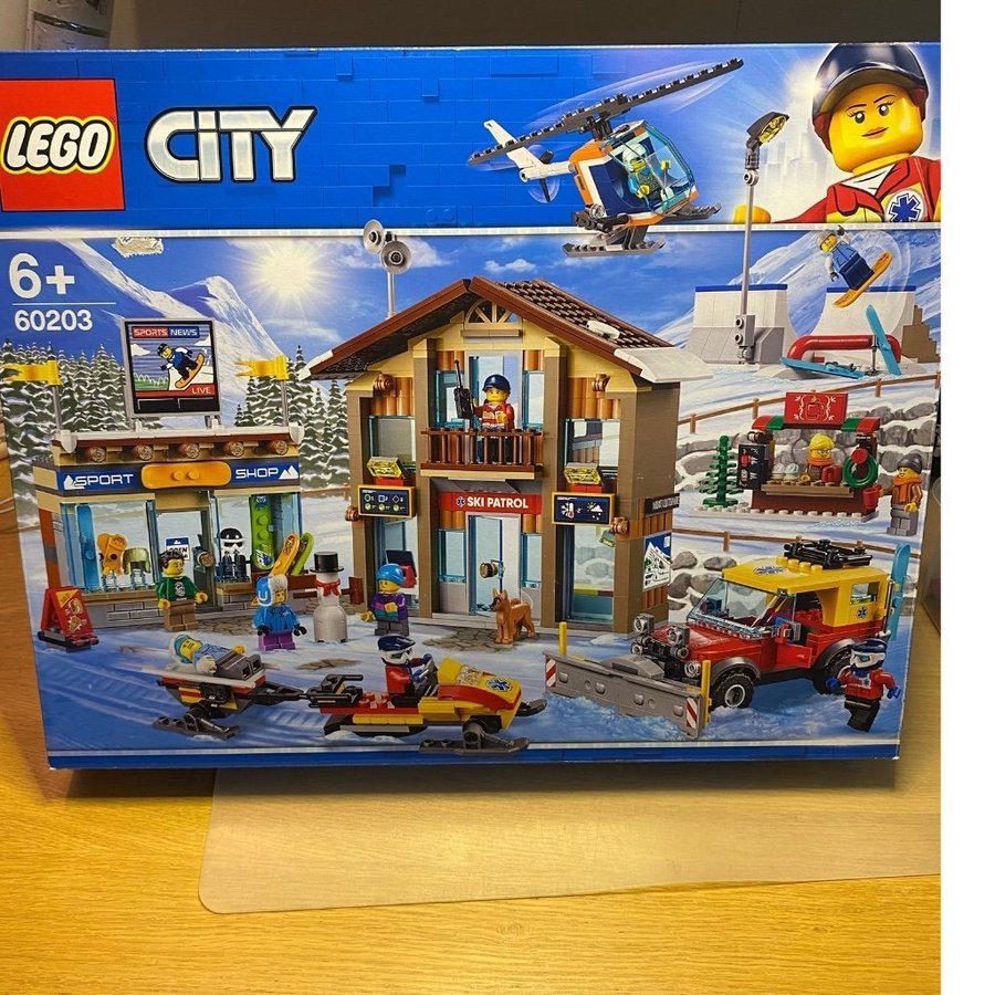 Lego City 60203 Skidort