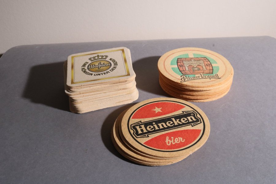 40 st COASTERS  Glasunderlägg Heineken  Pilsner Urquell  Warsteiner