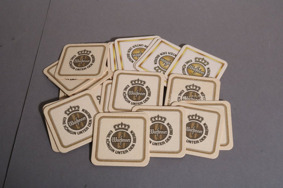 40 st COASTERS  Glasunderlägg Heineken  Pilsner Urquell  Warsteiner