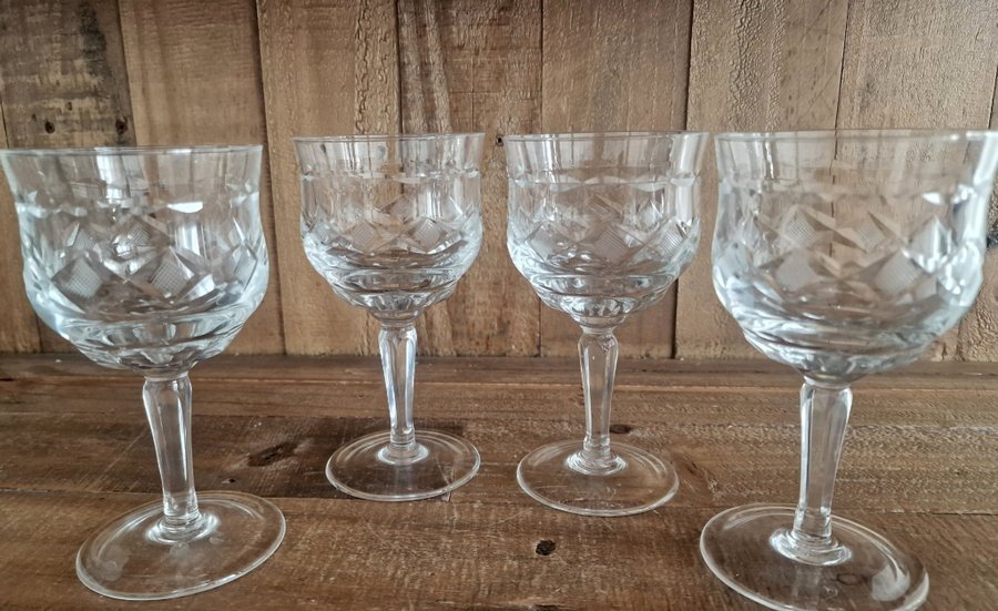 4 st vintage kristall Tudor England glas vinglas rödvinglas kristall