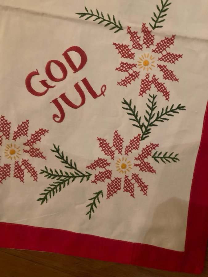 Stor handbroderad julduk, vintage